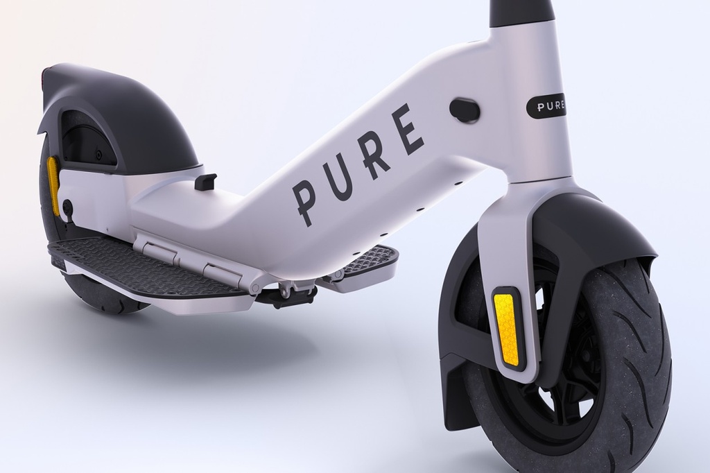 Pure Advance 2023 Electric Scooter 1